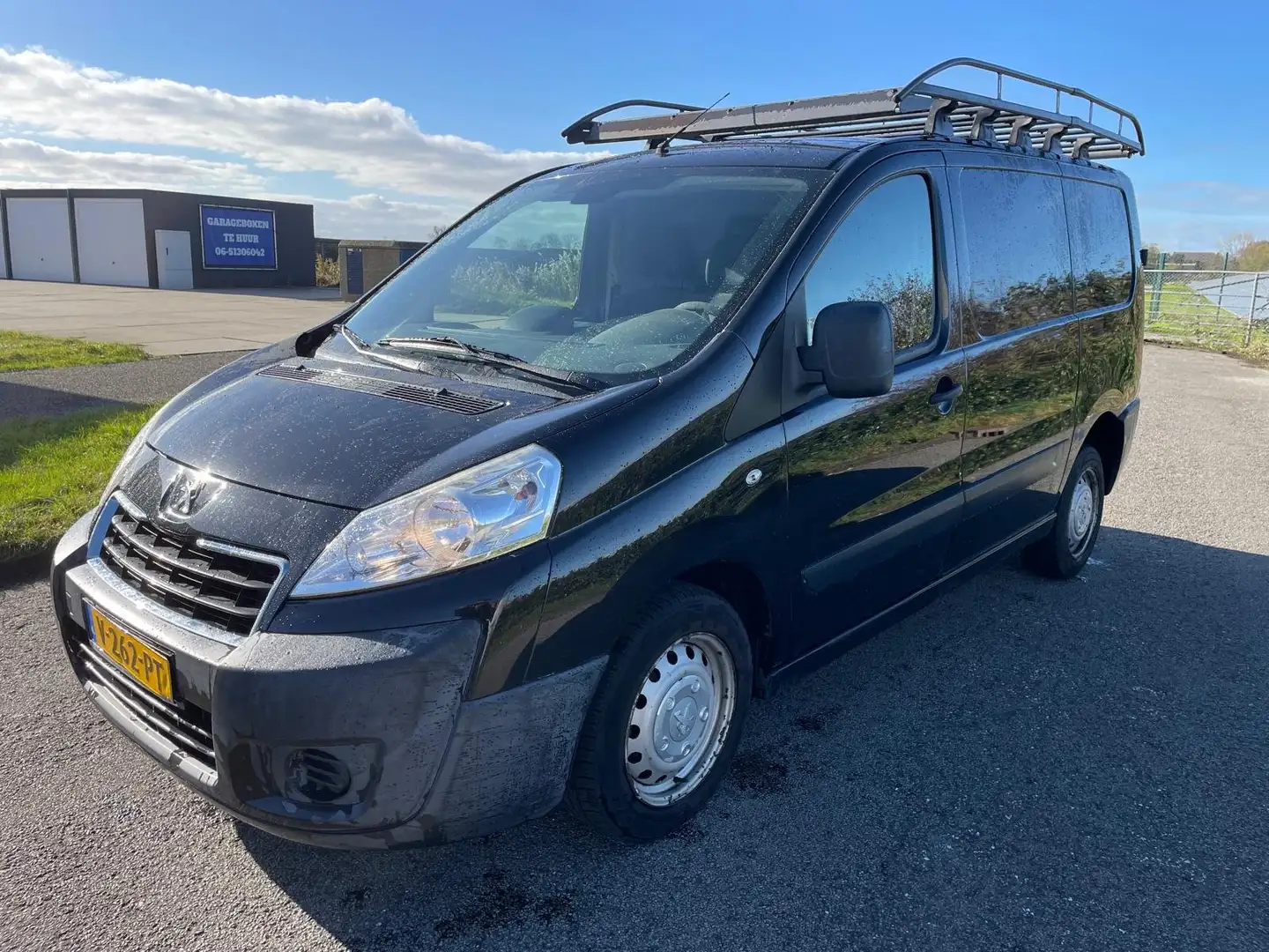 Peugeot Expert Expert 229 2.0 HDI L1H1 Zwart - 2