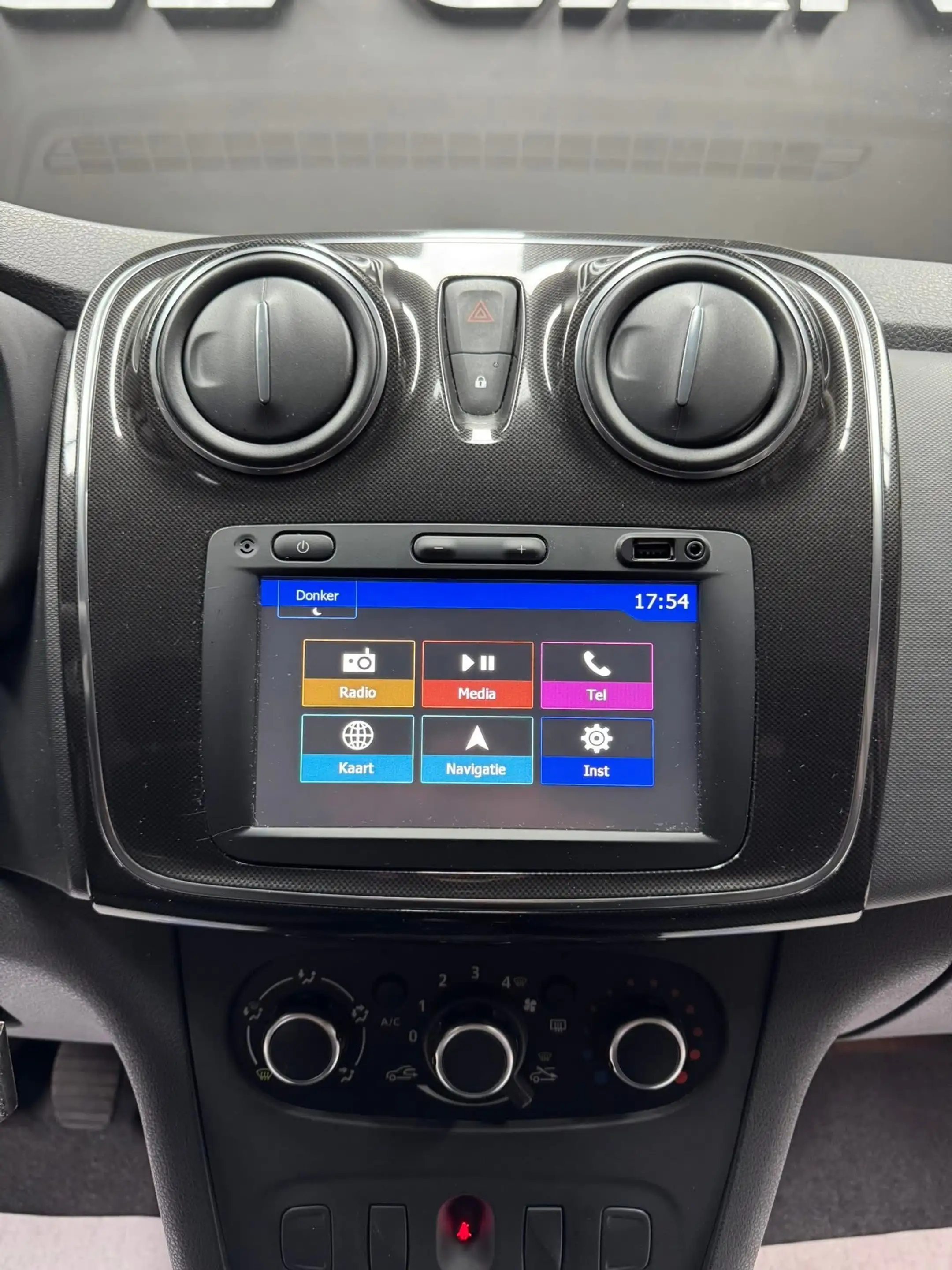 Dacia Logan Logan 1.0i SCe **12 mois de garantie** — photo 15