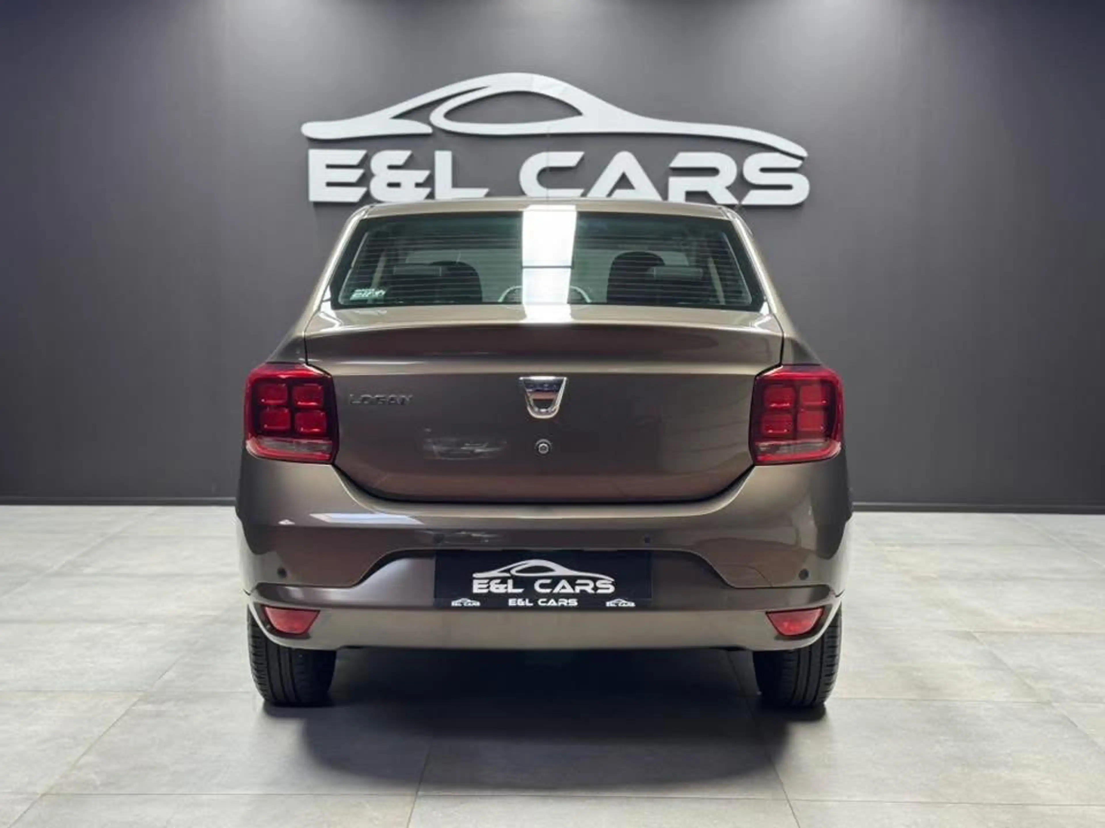 Dacia Logan Logan 1.0i SCe **12 mois de garantie** — photo 5