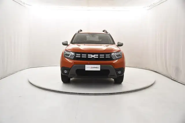 Dacia Duster view 5