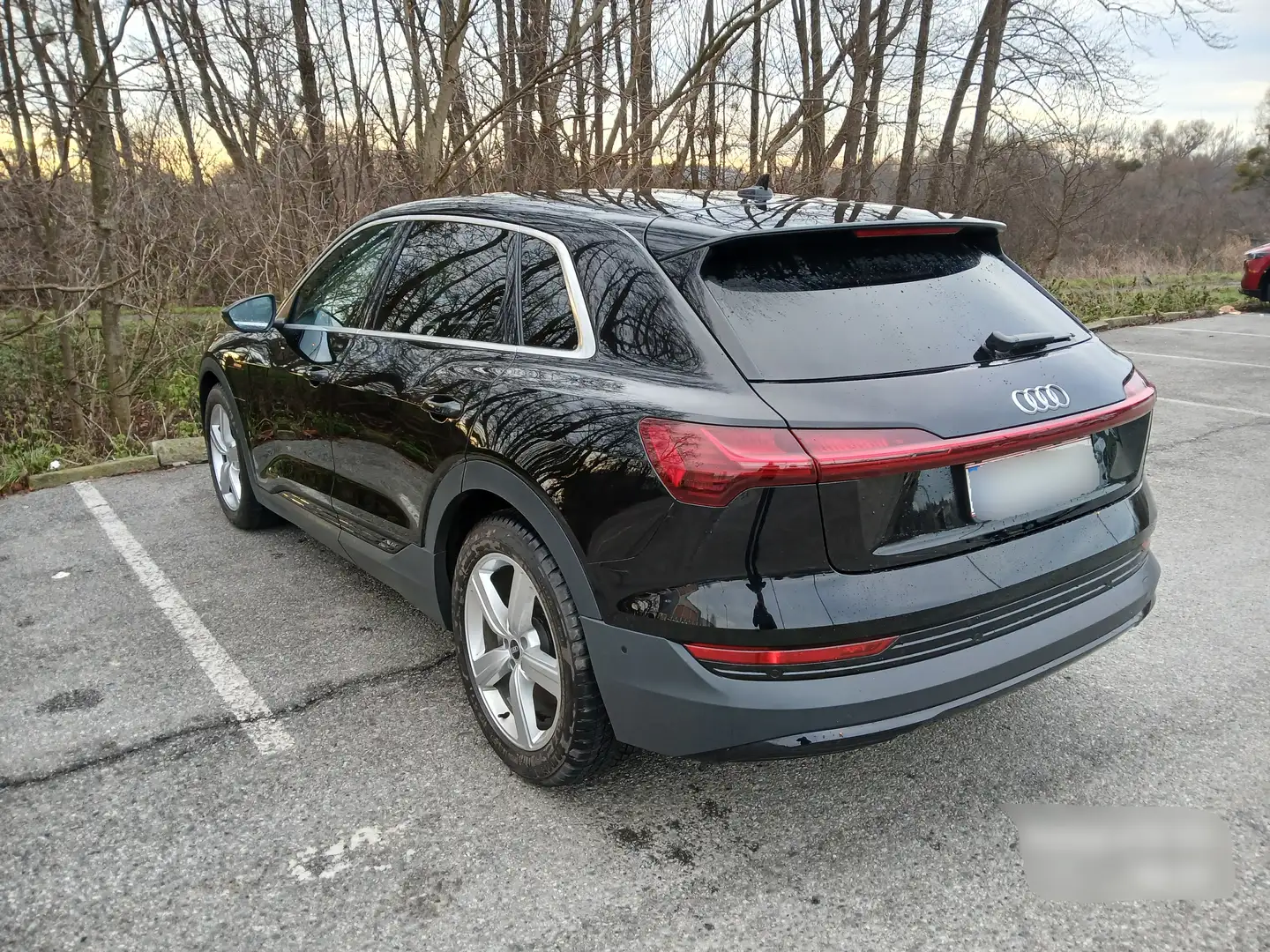 Audi e-tron e-tron 50 quattro 71kWh Schwarz - 1