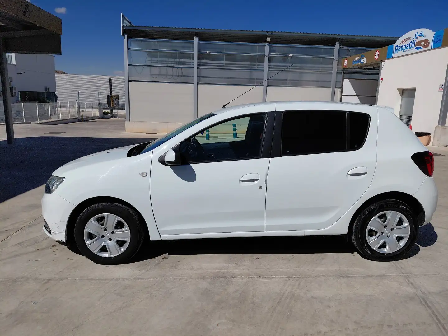 Dacia Sandero 0.9 Tce GLP 90 Essential 5p - 2