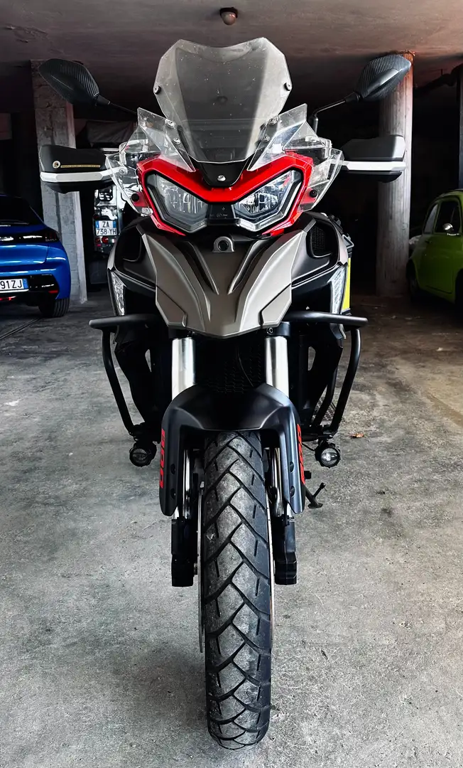 QJ Motor SRT 900 SX 800SX Gris - 1