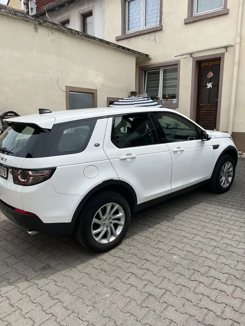Land Rover Discovery Sport TD4 Aut. HSE Weiß - 2