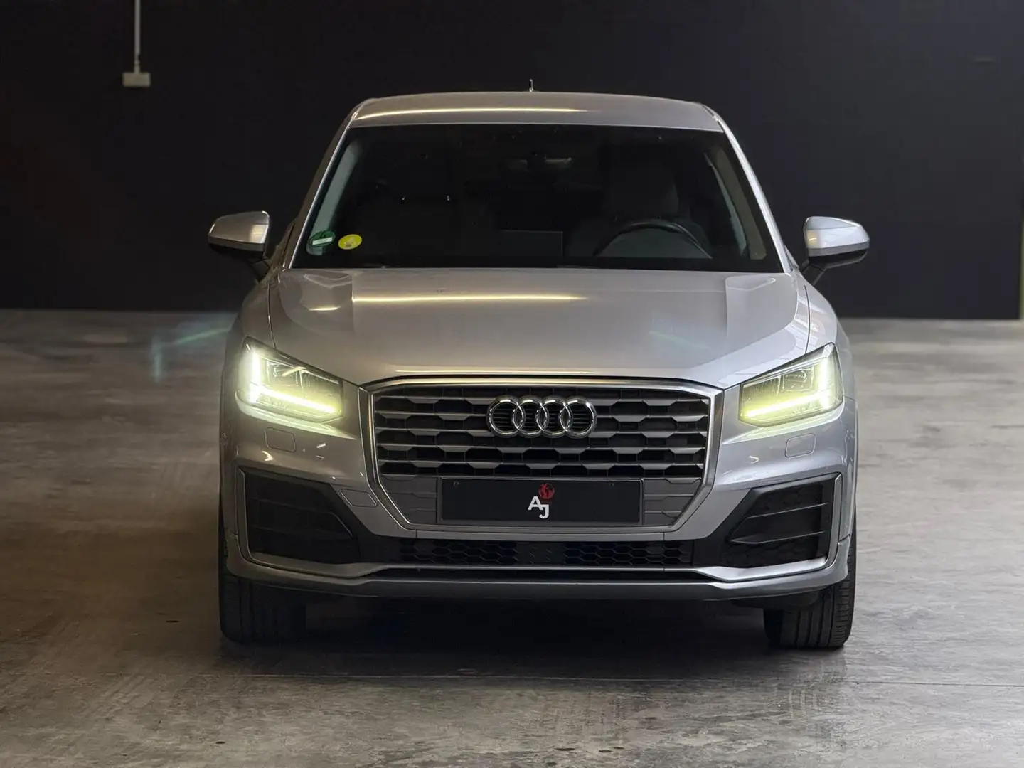 Audi Q2 30 TDI S-Line // Garantie Silber - 2