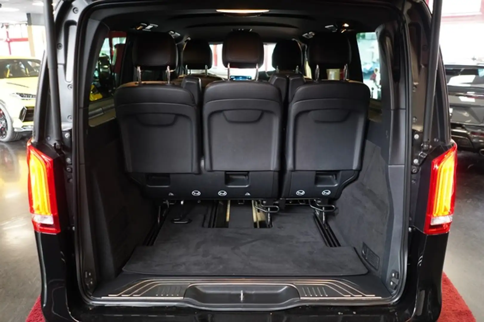 Mercedes-Benz V 300 d AMG 7-SITZER 360 BUMESTER  CARBON Black - 2