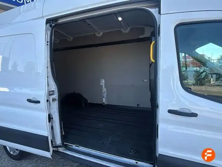 Ford Transit 2019, foto 17