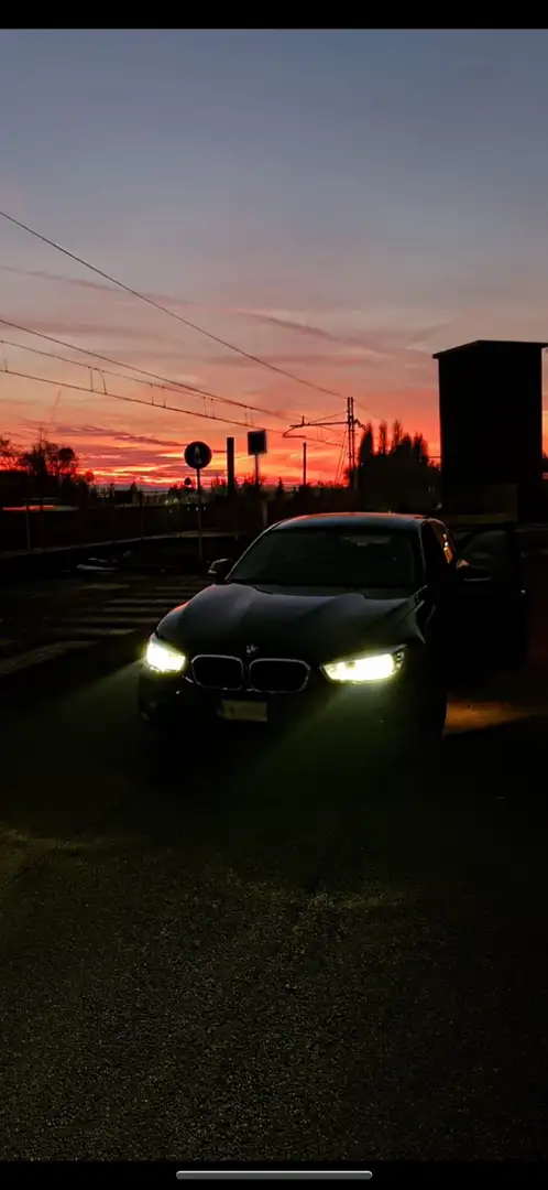 BMW 120 120d xdrive Advantage 5p auto - 1
