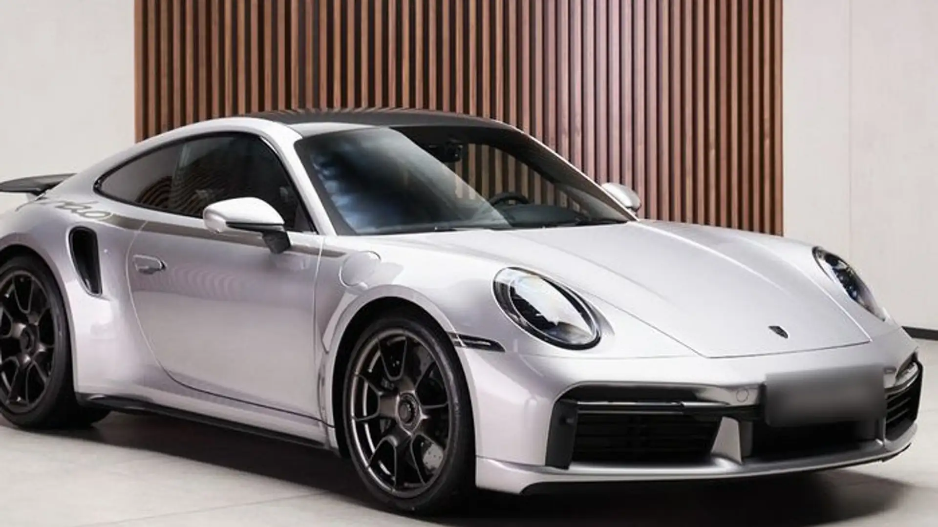 Porsche 992 Turbo S Coupé PDK Plateado - 1