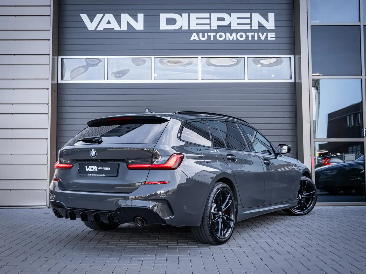 BMW 330 3-serie Touring 330e M-Sport Pro l Individuel l Pa, миниатюра 8
