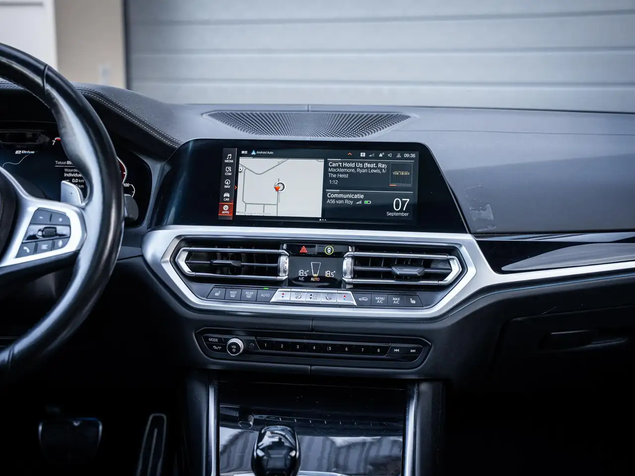 BMW 330 3-serie Touring 330e M-Sport Pro l Individuel l Pa, миниатюра 18