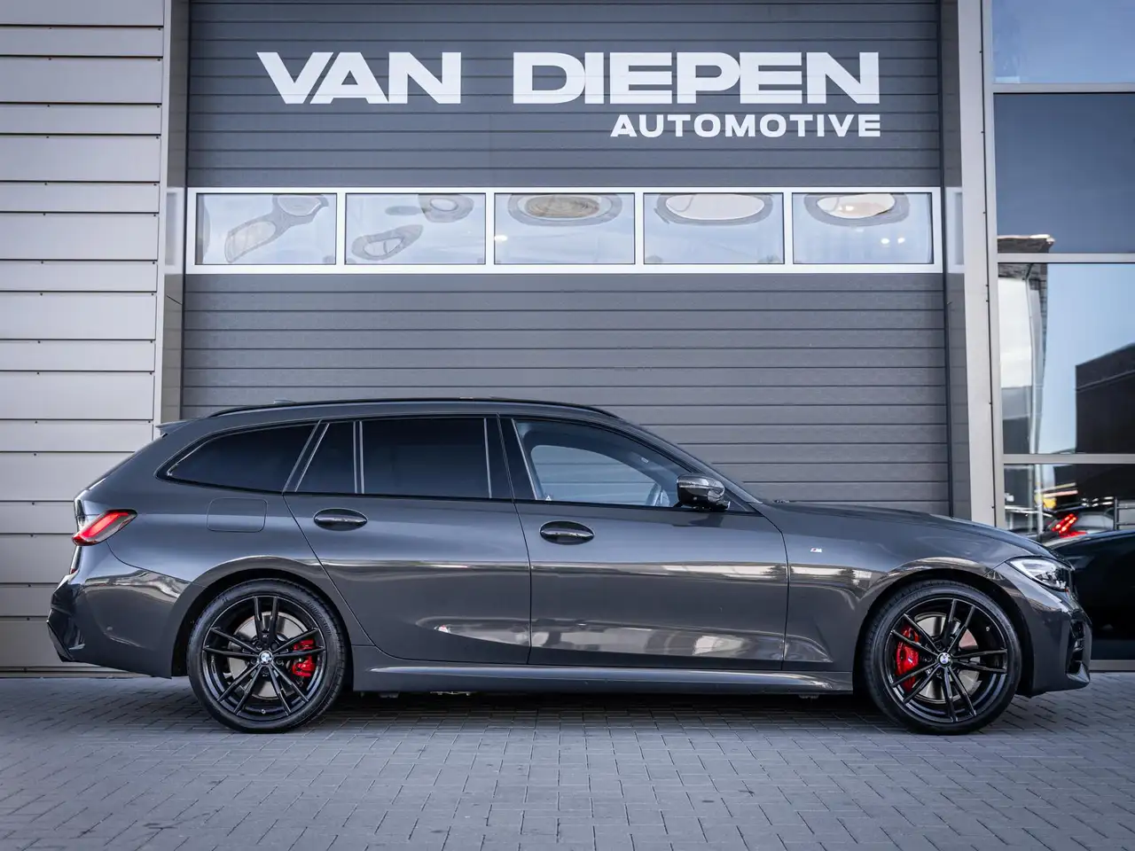 BMW 330 3-serie Touring 330e M-Sport Pro l Individuel l Pa, миниатюра 5
