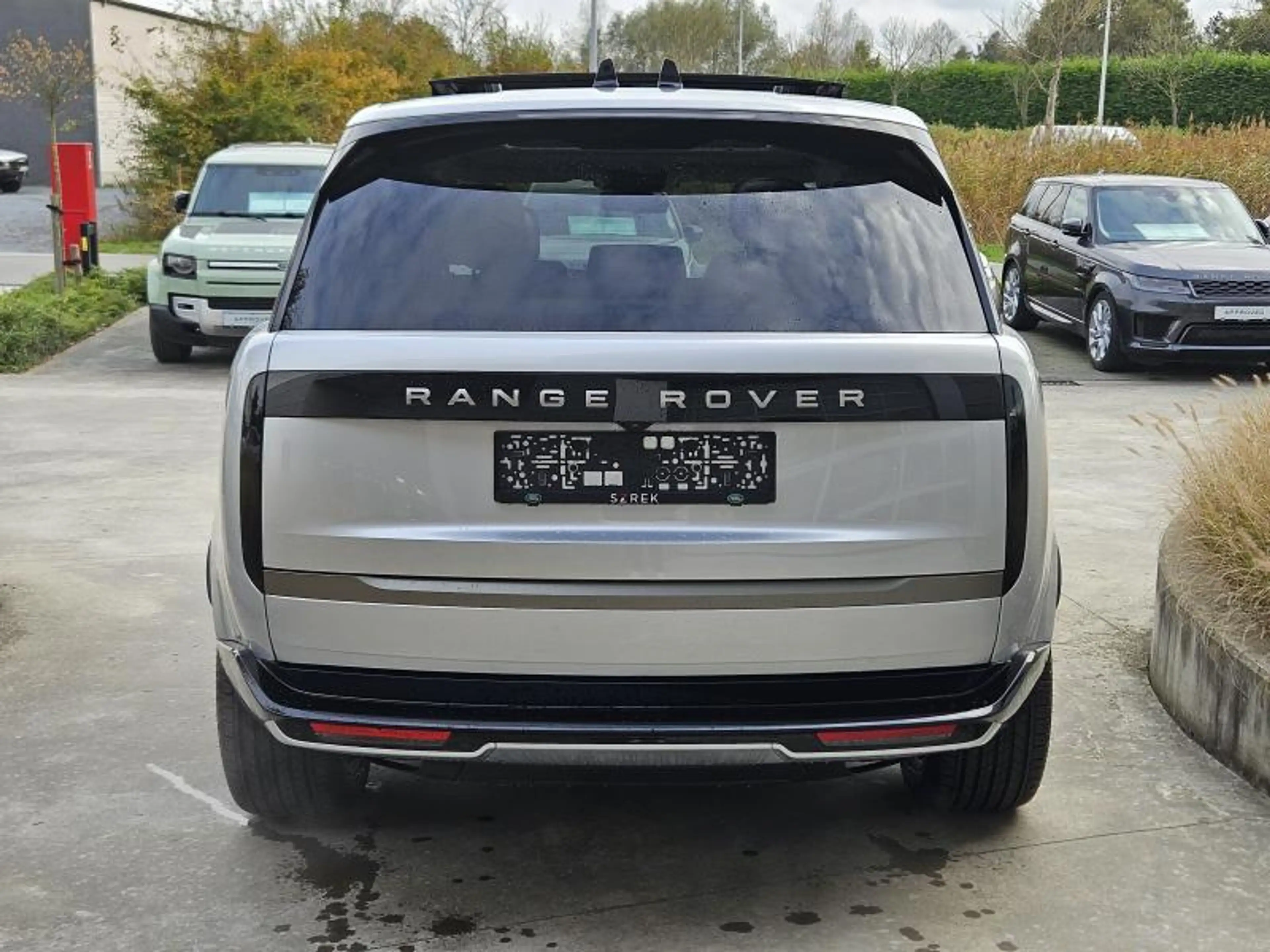 Land Rover Range Rover SWB P460e HSE AWD Auto. 25MY — photo 11