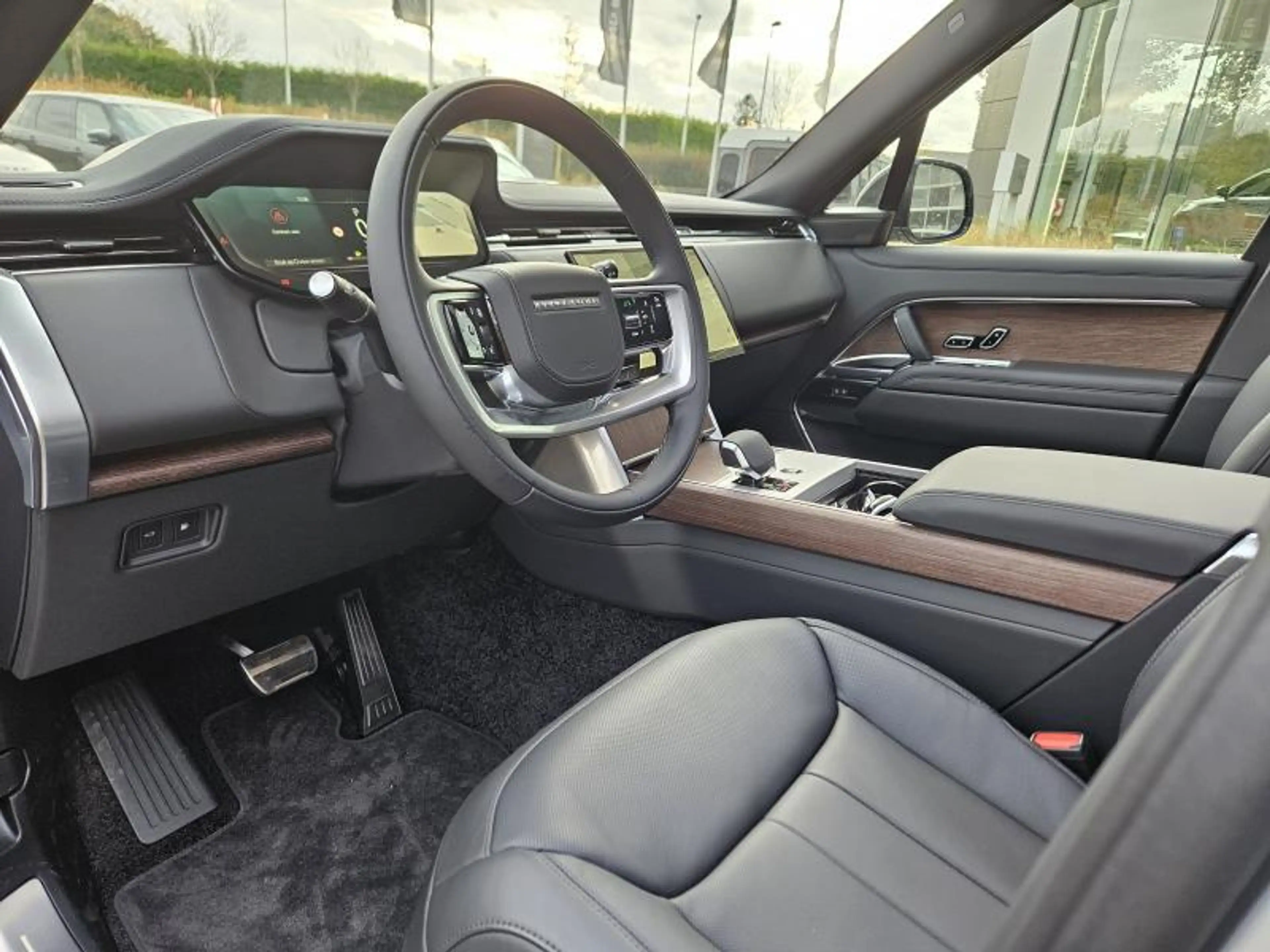 Land Rover Range Rover SWB P460e HSE AWD Auto. 25MY — photo 4