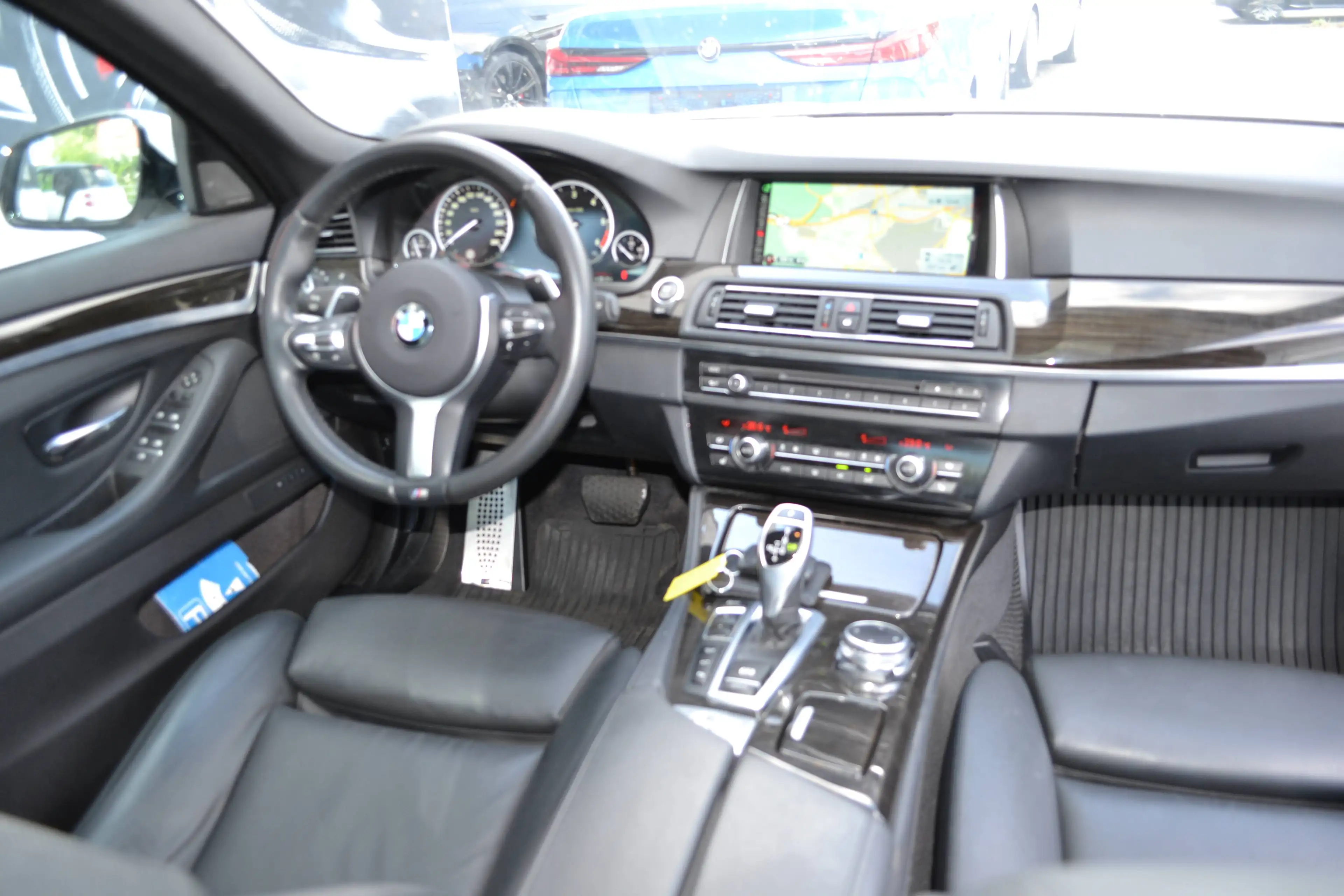 BMW 535 535 d xDrive M-Sport NAVI LEDER SHD Head KEMERA — photo 2