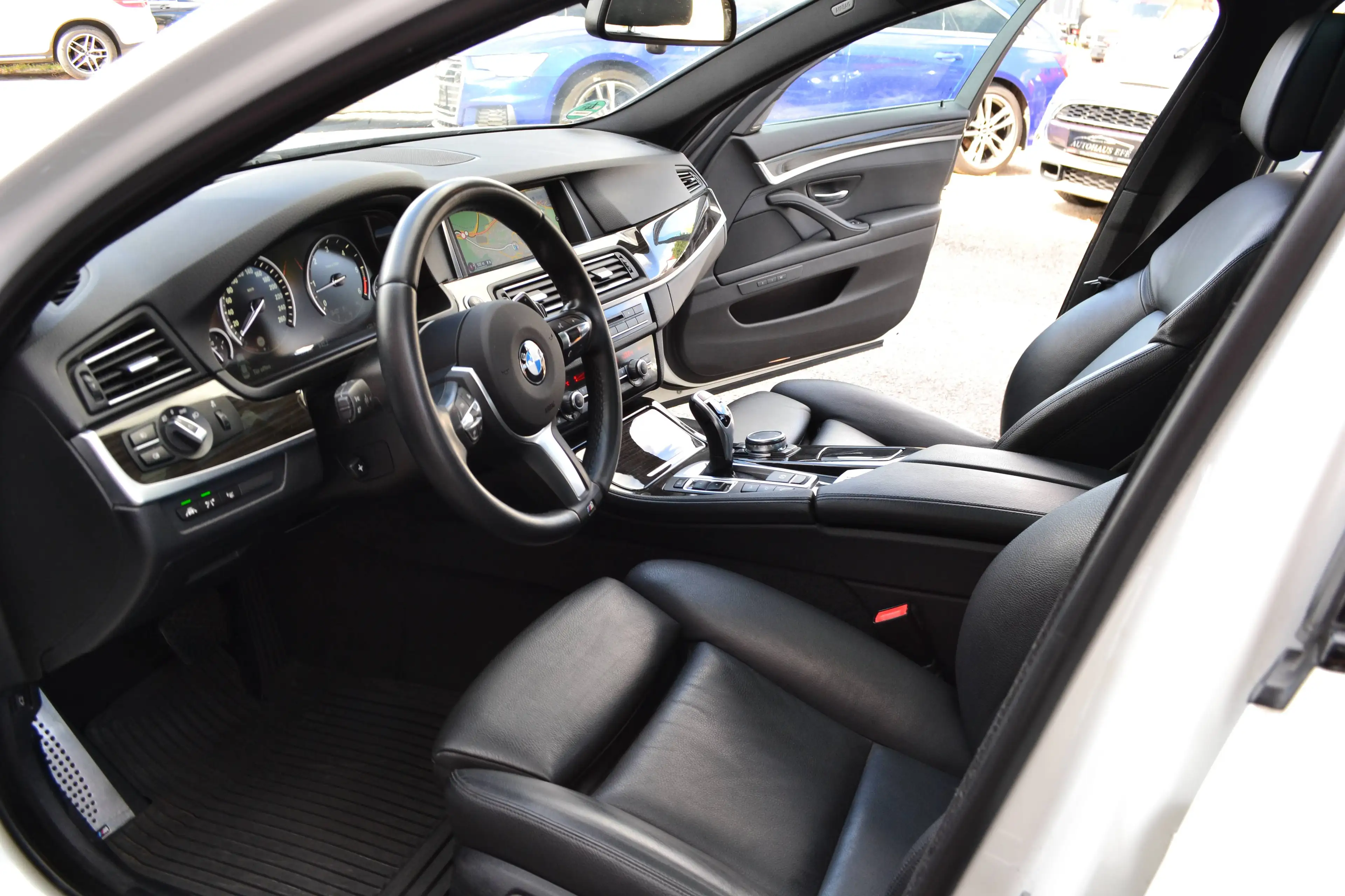 BMW 535 535 d xDrive M-Sport NAVI LEDER SHD Head KEMERA — photo 12
