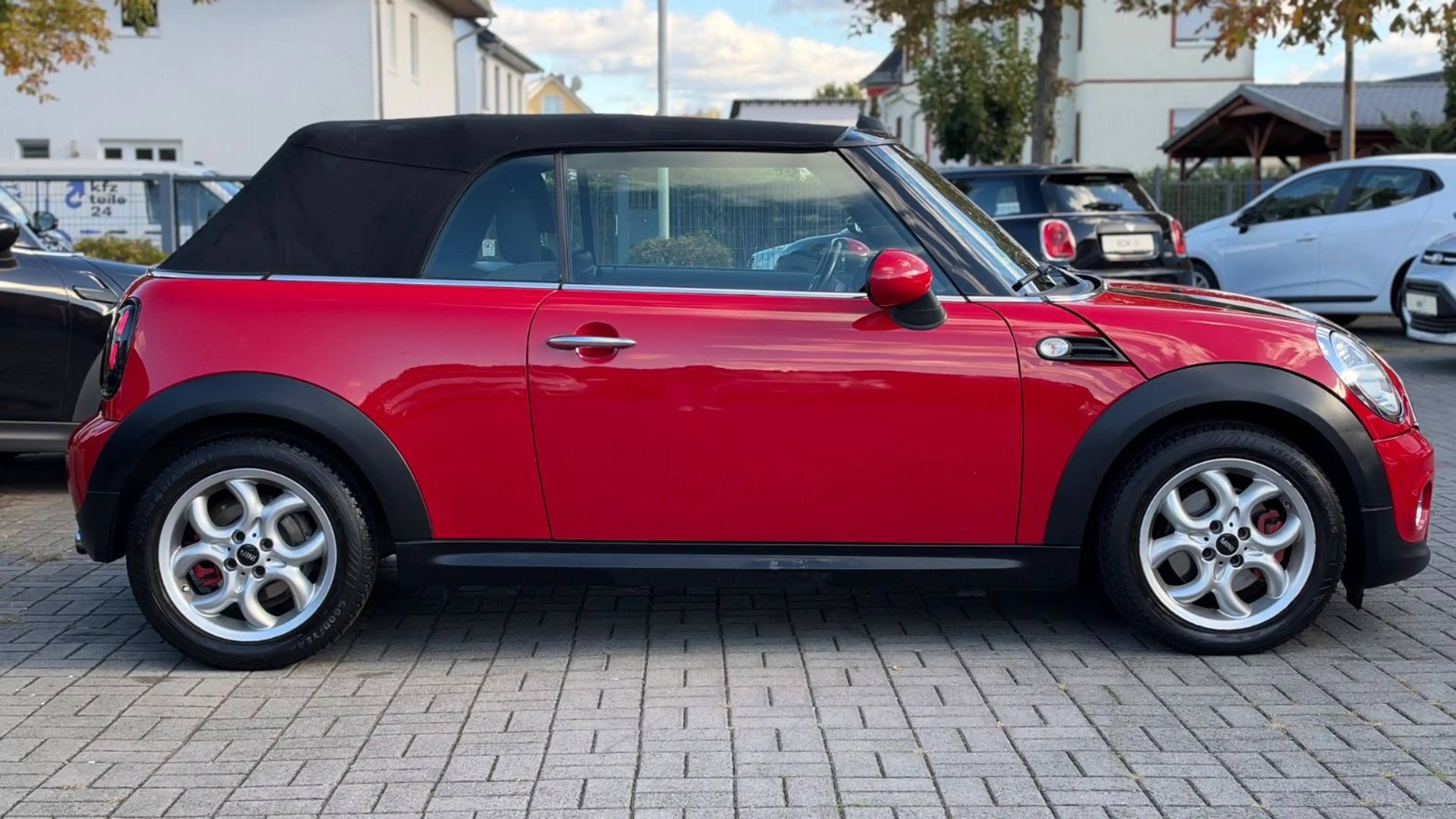 MINI One Cabrio Automatik — photo 8