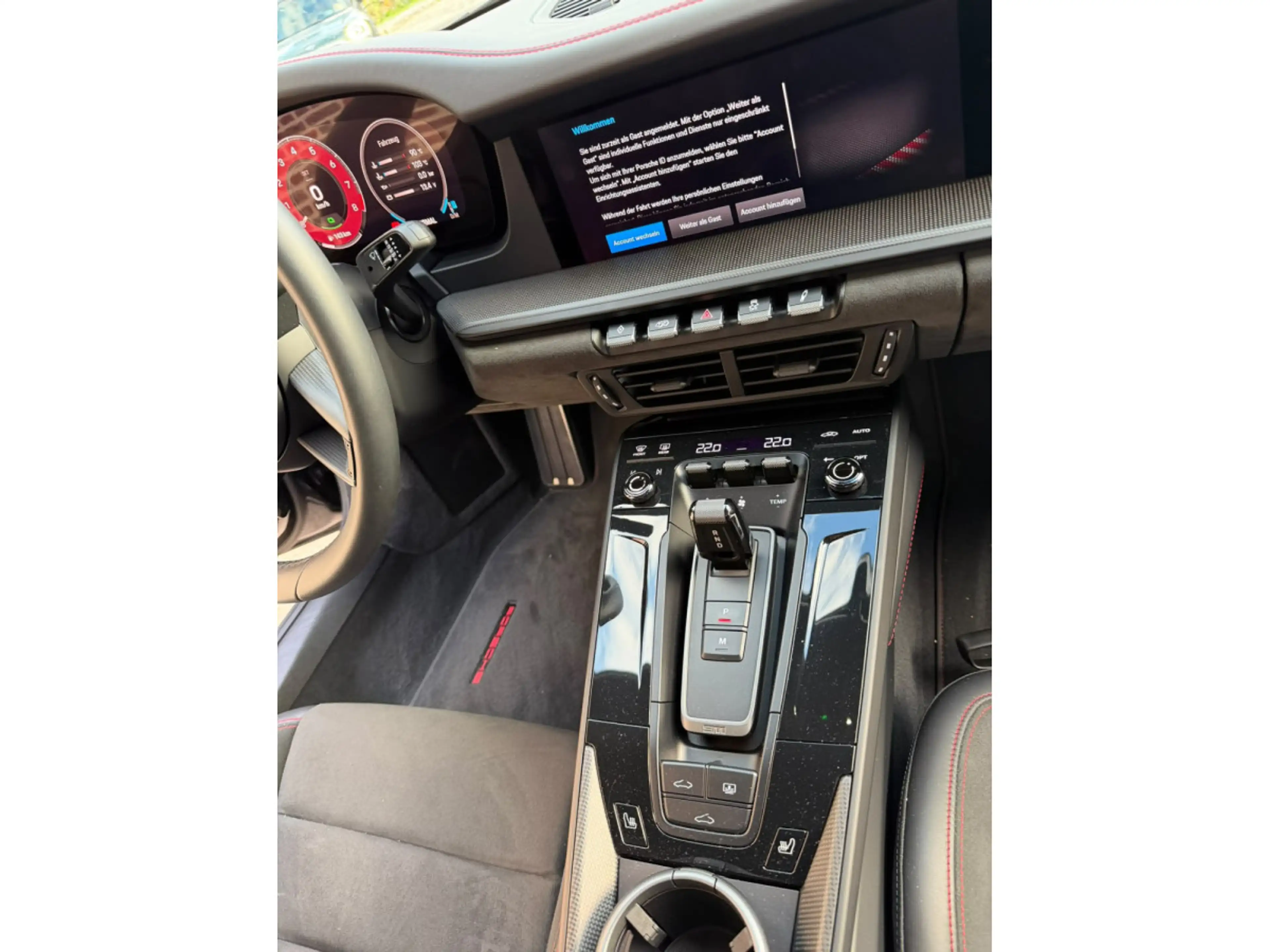 Porsche 992 Carrera GTS AERO-KIT Matrix LIFT Carbon-Dach Pano — photo 9