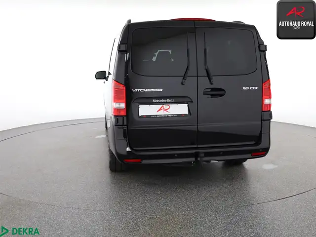 Mercedes-Benz Vito view 4