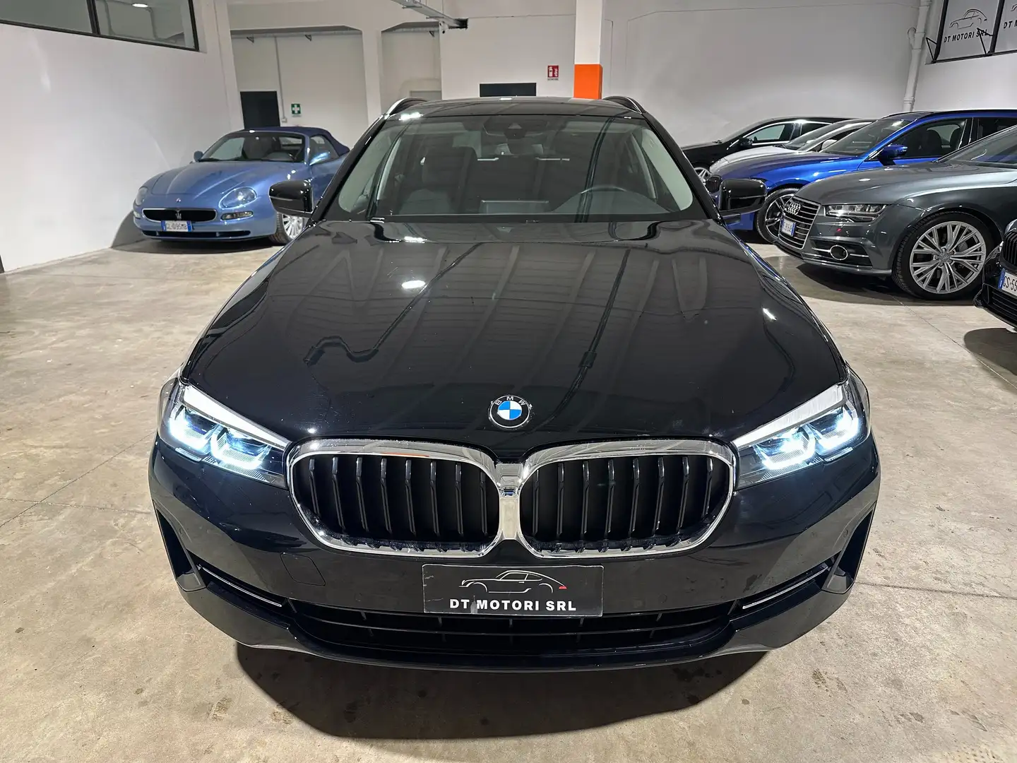 BMW 520 d Touring mhev xdrive auto-GANCIO TRAINO-1 Prop Negro - 2