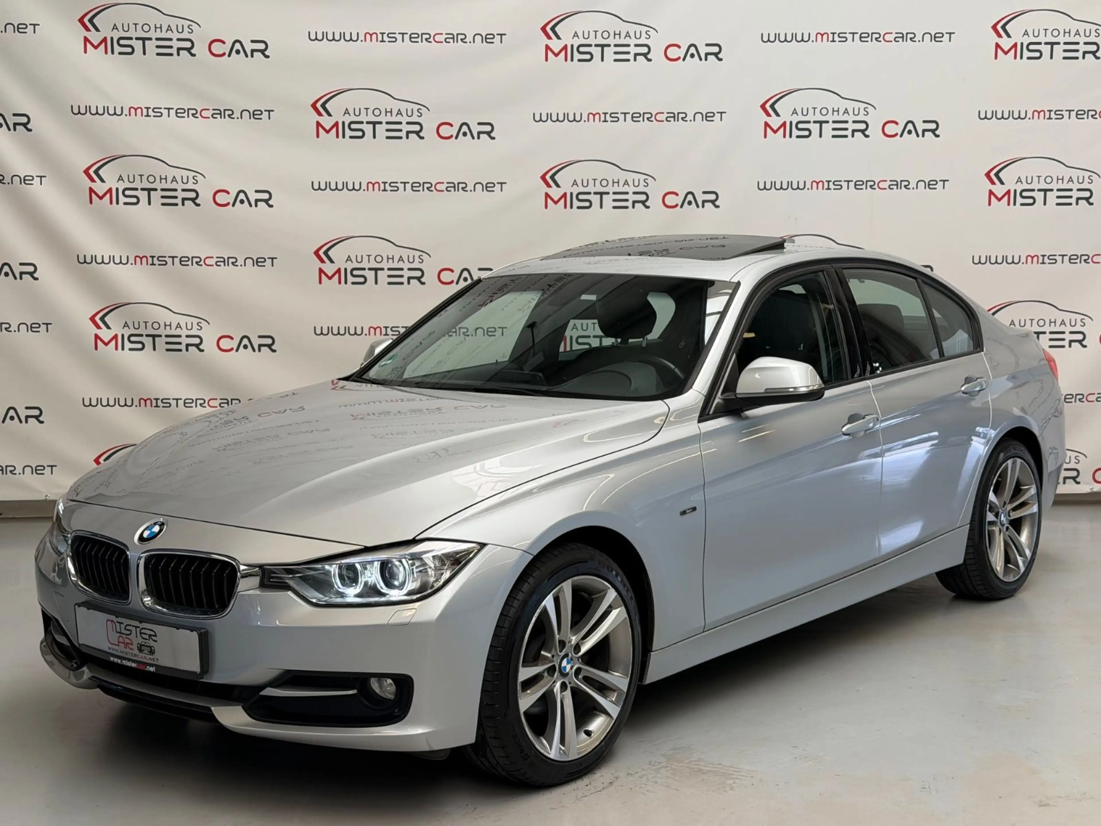 BMW 316 i Sport Line Aut GSHD/DISPLAY/XEN/PDC/SHZ/18