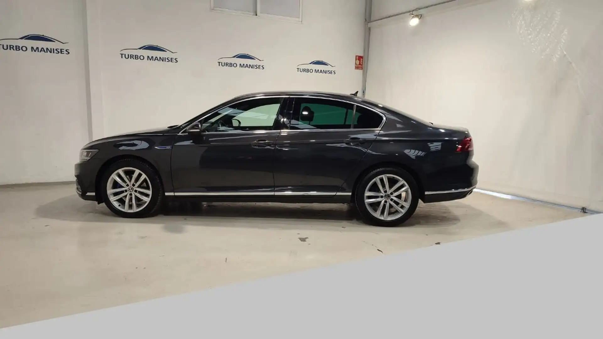 Volkswagen Passat GTE 1.4 TSI e-Power 115kW + 85kW DSG Gris - 2