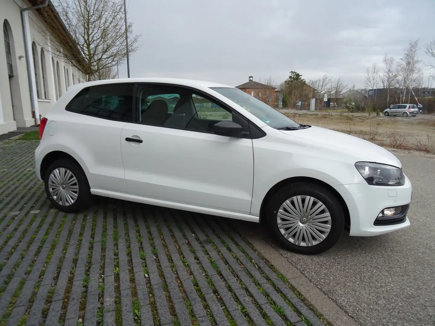 Volkswagen Polo Trendline-2-Hand-Klima Blanc - 2