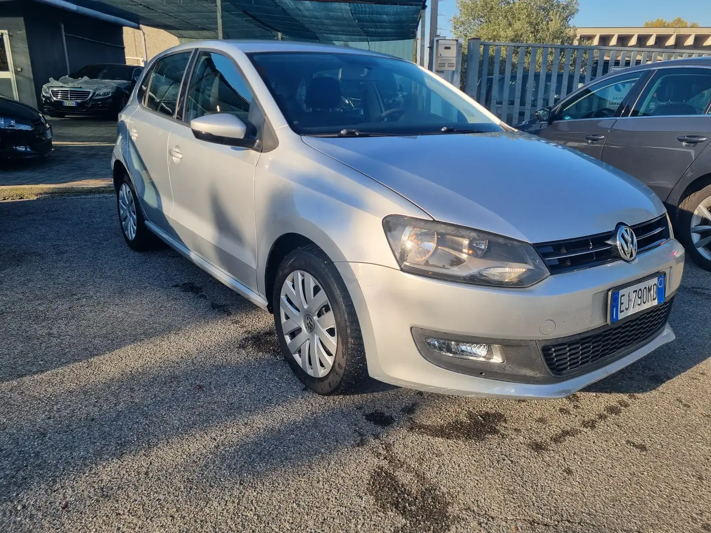 Volkswagen Polo Polo V 2009 5p 1.6 tdi Comfortline 90cv Grigio - 1