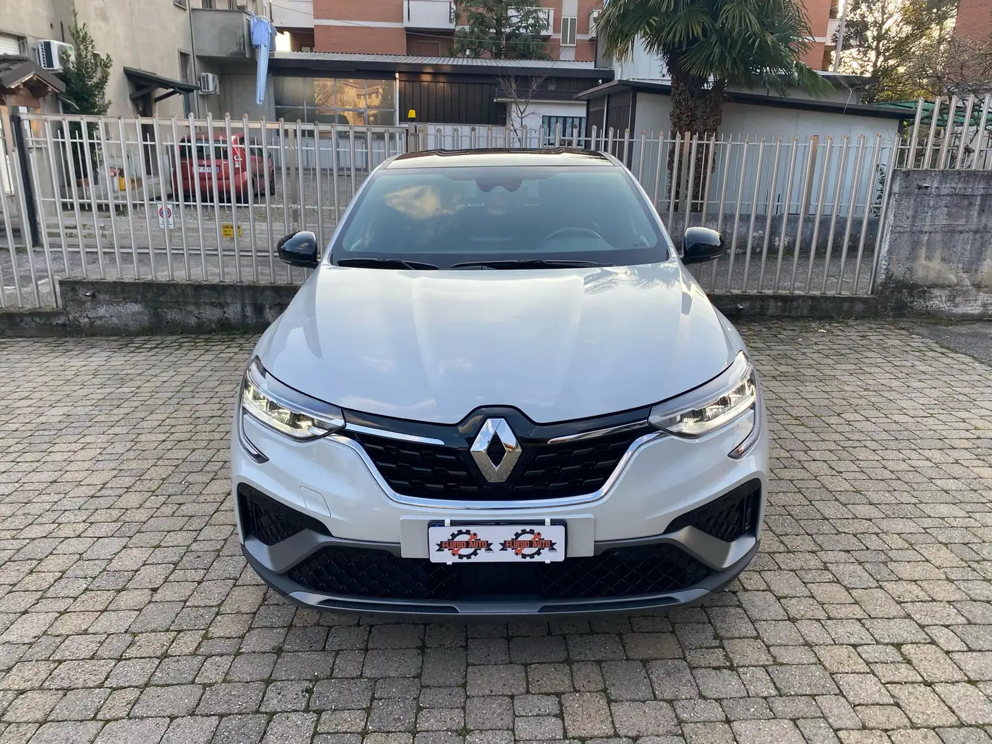Renault Arkana 1.6 E-Tech hybrid R.S. Line 145cv - 1