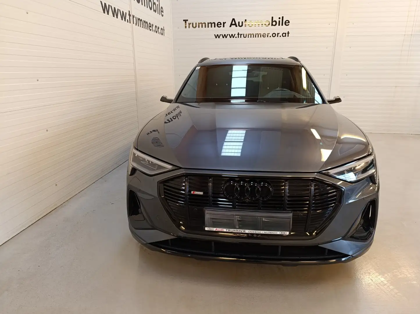 Audi e-tron 55 300 kW S line Gris - 2