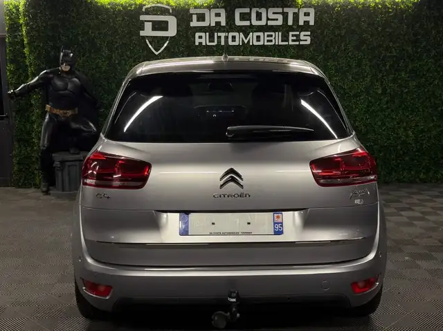 Citroen C4 view 7