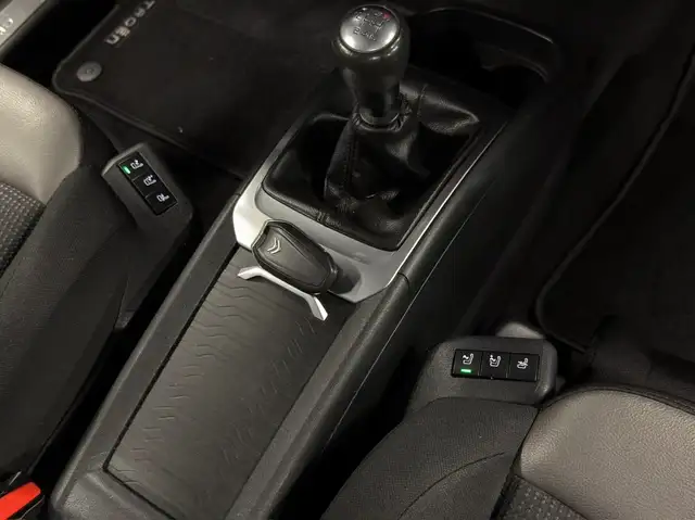 Citroen C4 view 17