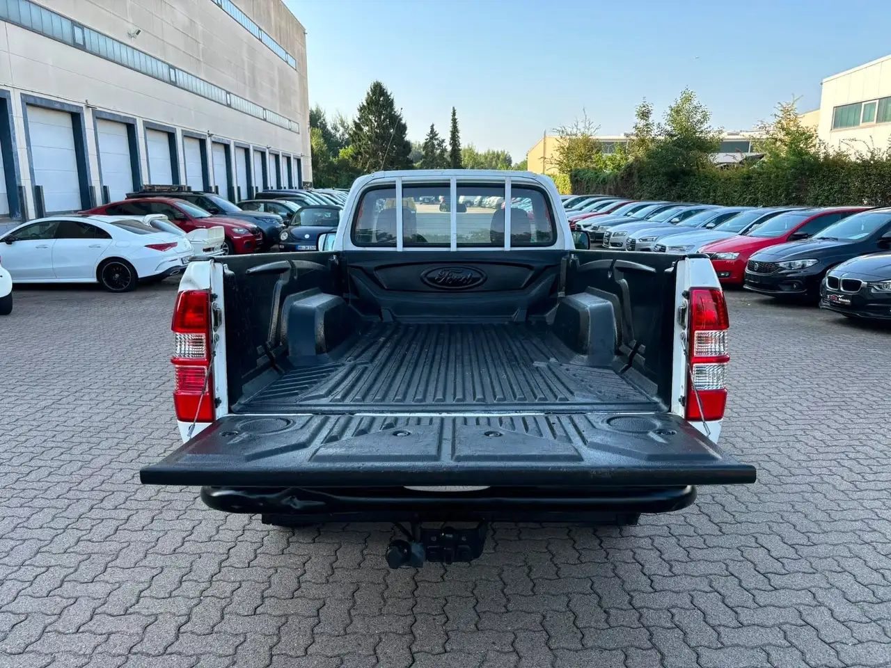 FORD RANGER PICK-UP 4X4 XXL - 143ch - 66 000KMS - ATTELAGE - CT OK