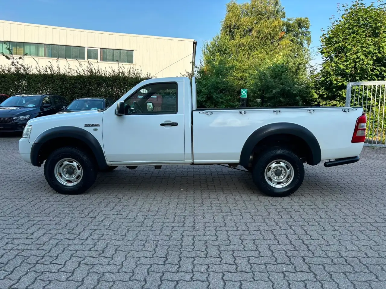 FORD RANGER PICK-UP 4X4 XXL - 143ch - 66 000KMS - ATTELAGE - CT OK