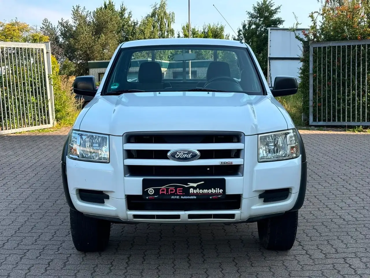 FORD RANGER PICK-UP 4X4 XXL - 143ch - 66 000KMS - ATTELAGE - CT OK