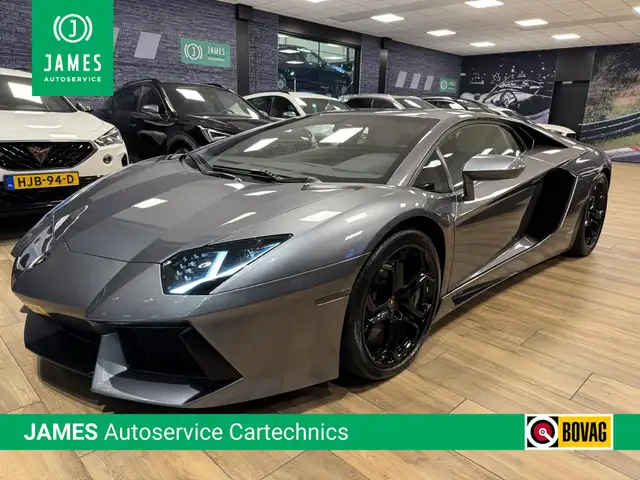 Lamborghini Aventador 6.5 V12 LP700-4