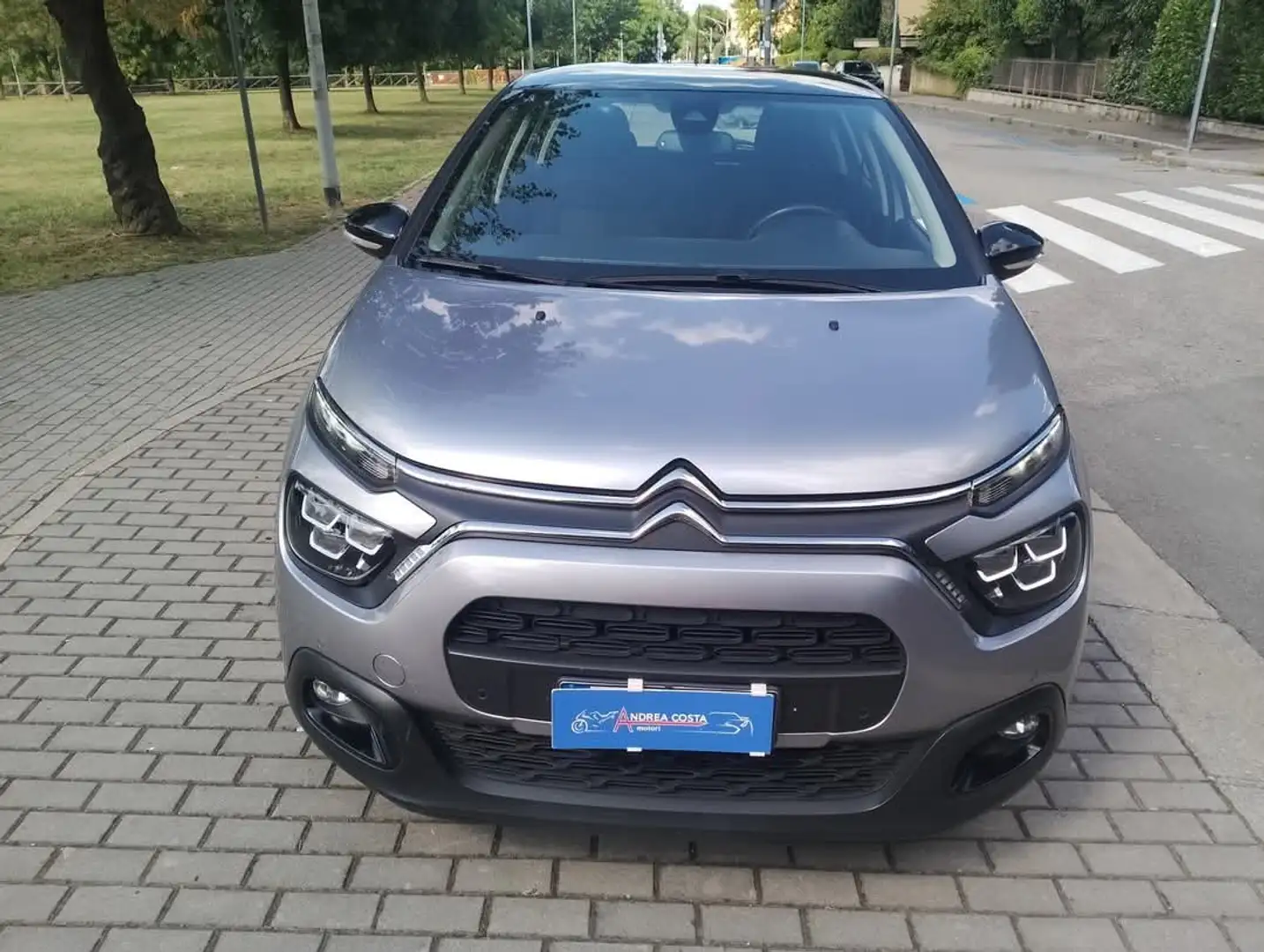 Citroen C3 C3 1.5 bluehdi Shine s - 2