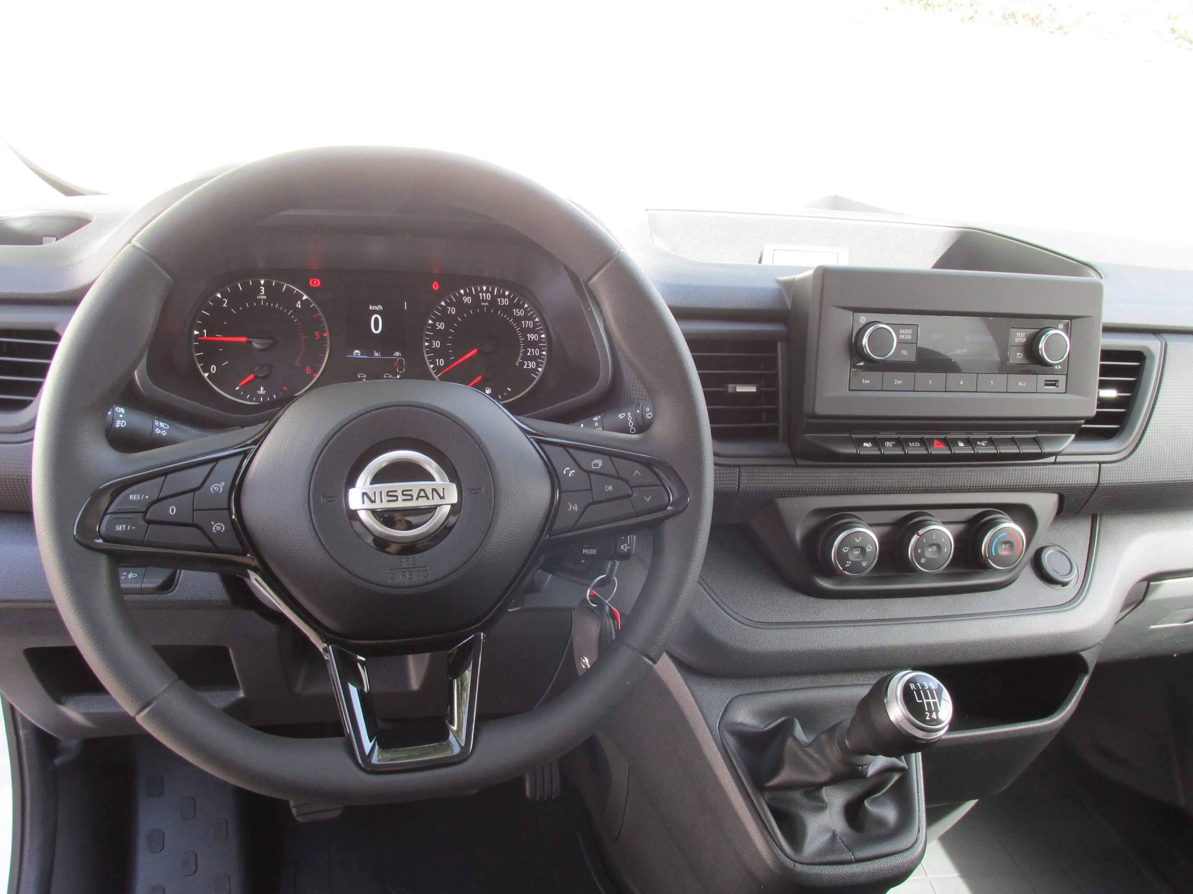 Nissan Primastar Kastenwagen L1H1 3,0t dCi 110 Acenta — photo 8