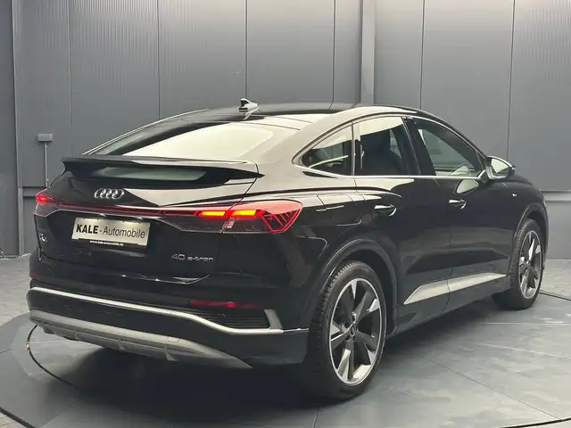 Audi Q4 E-Tron view 5