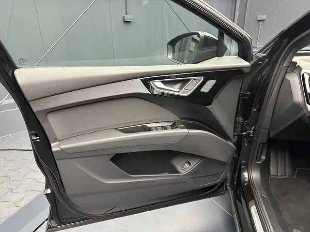 Audi Q4 E-Tron view 13