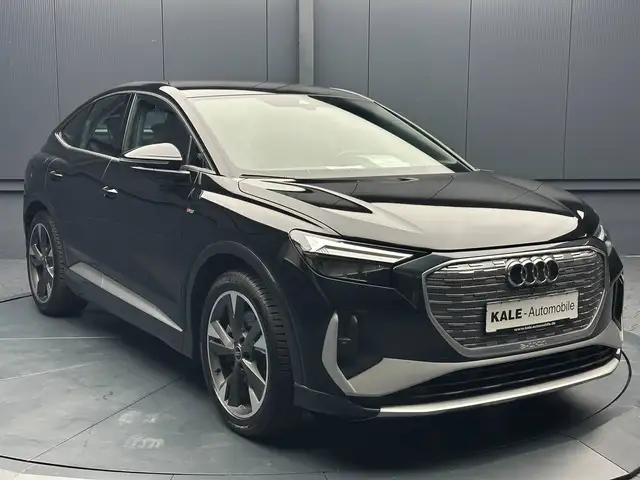 Audi Q4 E-Tron view 7