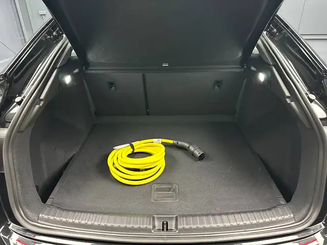 Audi Q4 E-Tron view 28