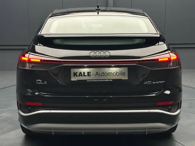 Audi Q4 E-Tron view 4