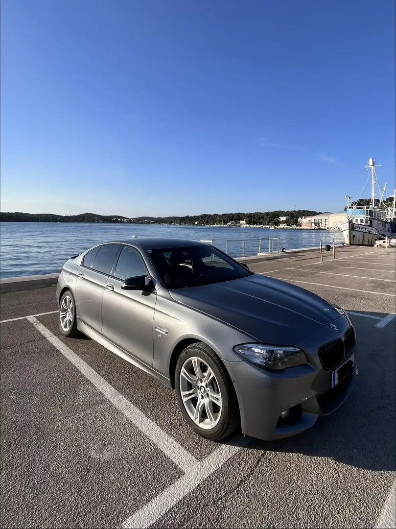 BMW 530 BMW 530d xDrive M-Paket Facelift (LCI) Grau - 1