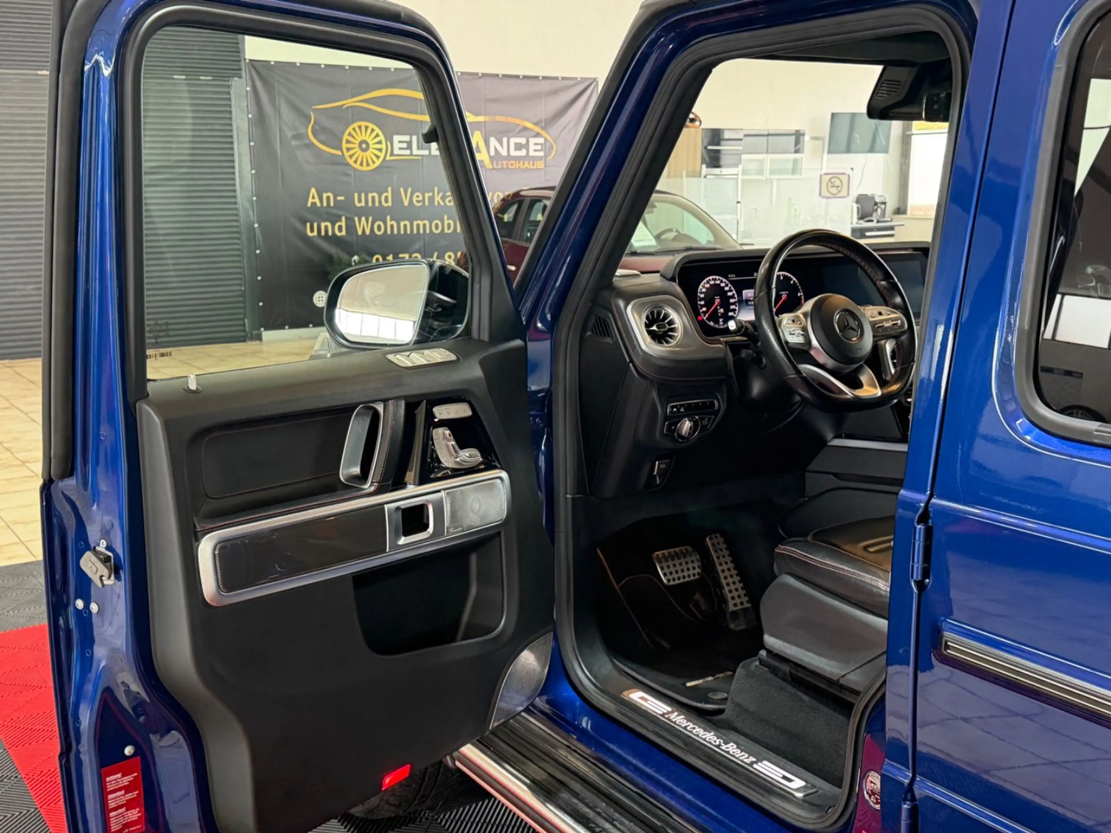 Mercedes-Benz G 350 d*AMG-LINE*NIGHT-PAKET*ROTE NÄHTE+GURT* — photo 9