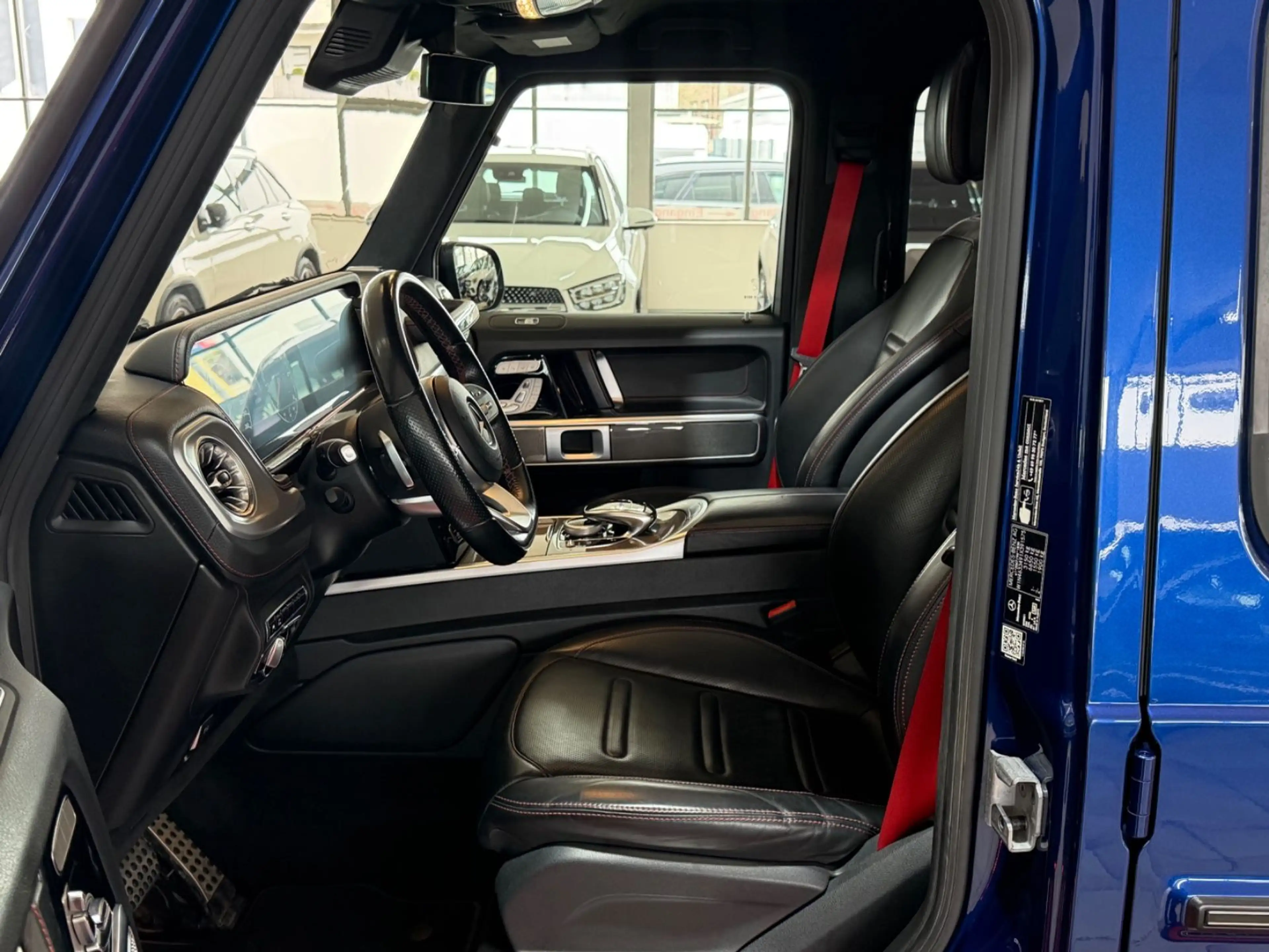 Mercedes-Benz G 350 d*AMG-LINE*NIGHT-PAKET*ROTE NÄHTE+GURT* — photo 11