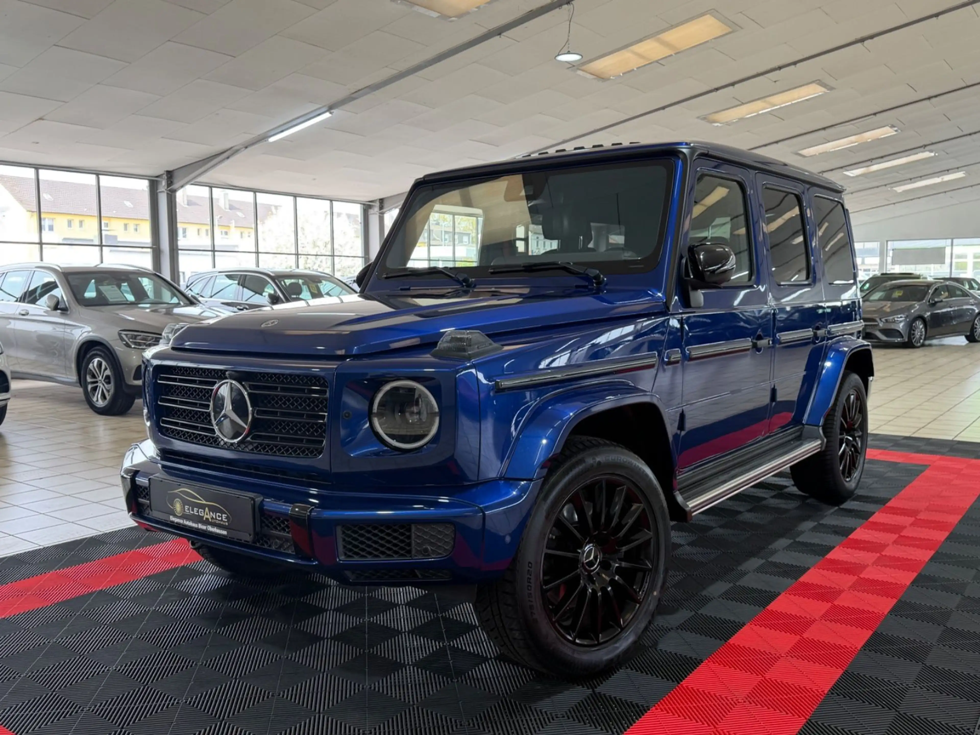 Mercedes-Benz G 350 d*AMG-LINE*NIGHT-PAKET*ROTE NÄHTE+GURT*