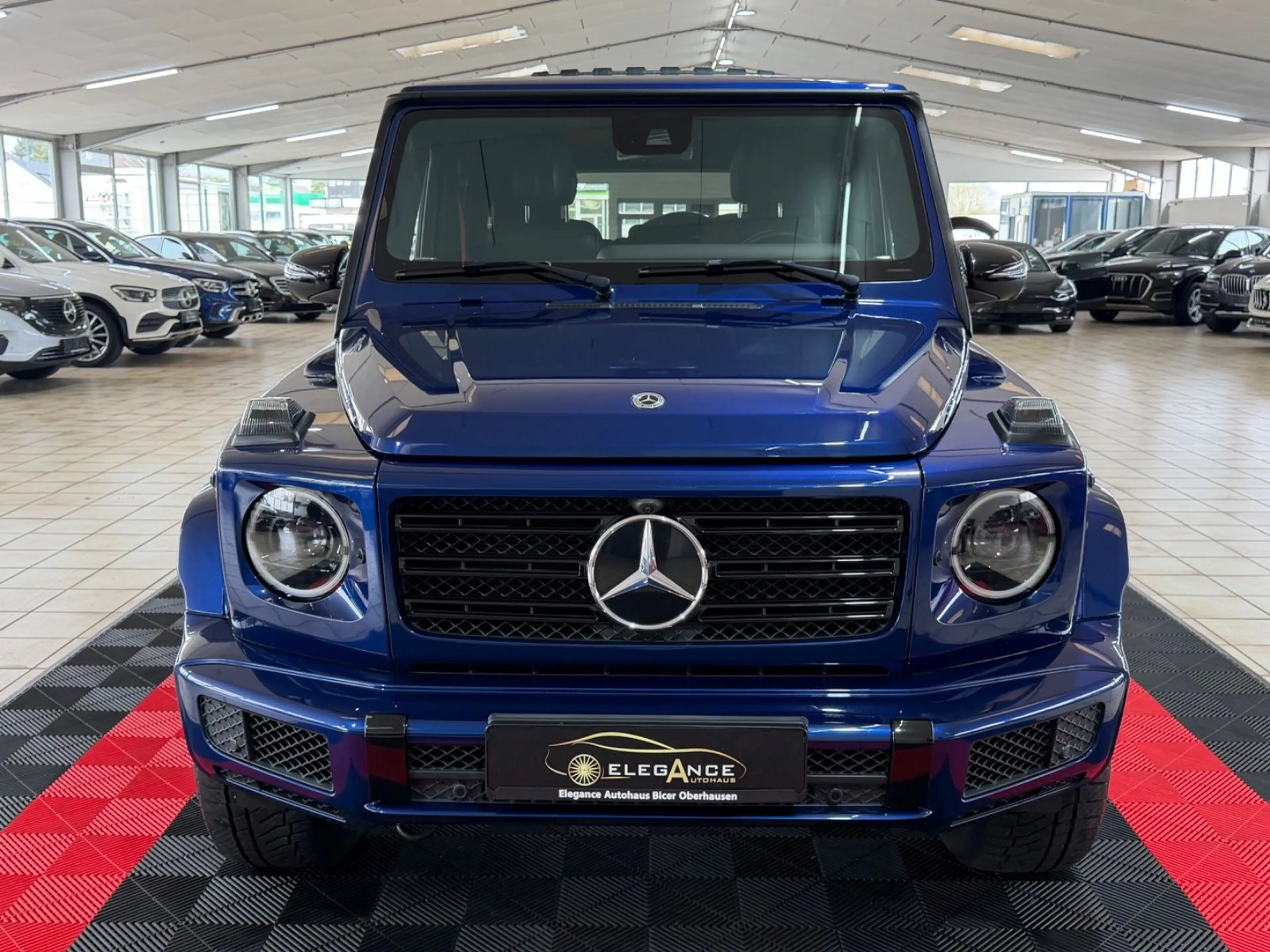 Mercedes-Benz G 350 d*AMG-LINE*NIGHT-PAKET*ROTE NÄHTE+GURT* — photo 3