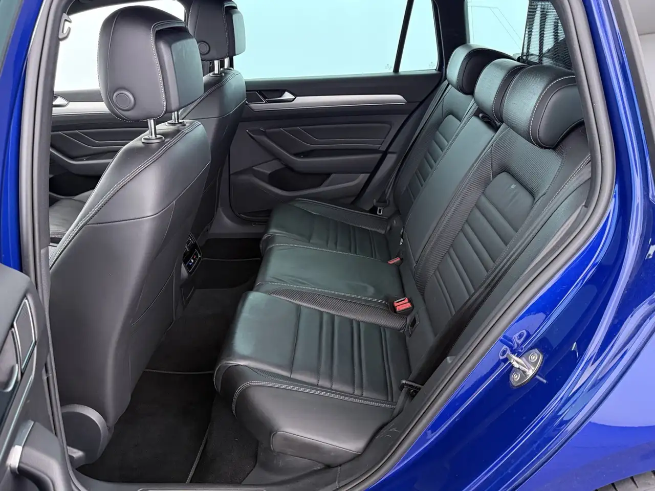 Volkswagen Passat 2.0 TDI R-Line Aut MATRIX AHK NAVI, миниатюра 25