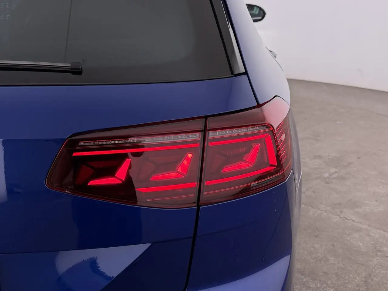 Volkswagen Passat 2.0 TDI R-Line Aut MATRIX AHK NAVI, миниатюра 11